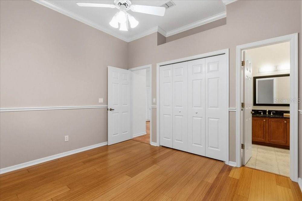 KINGSBRIDGE WEST - Residential