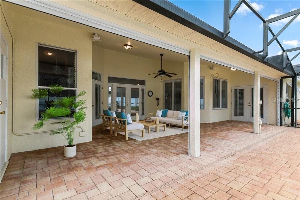 KINGSBRIDGE WEST - Residential