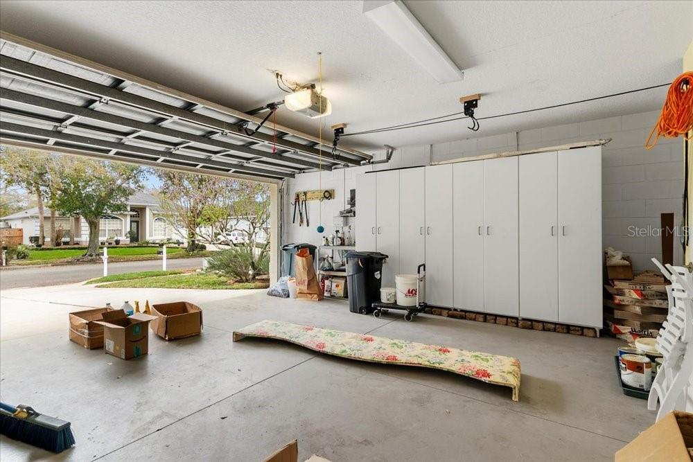 KINGSBRIDGE WEST - Residential