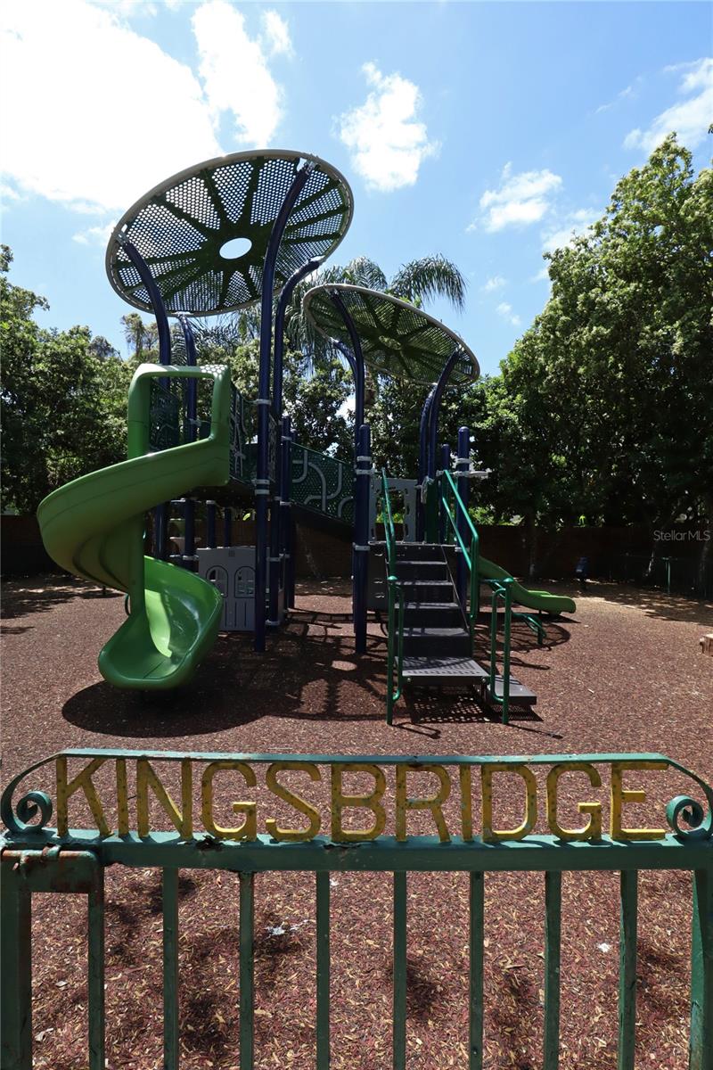 KINGSBRIDGE WEST - Residential