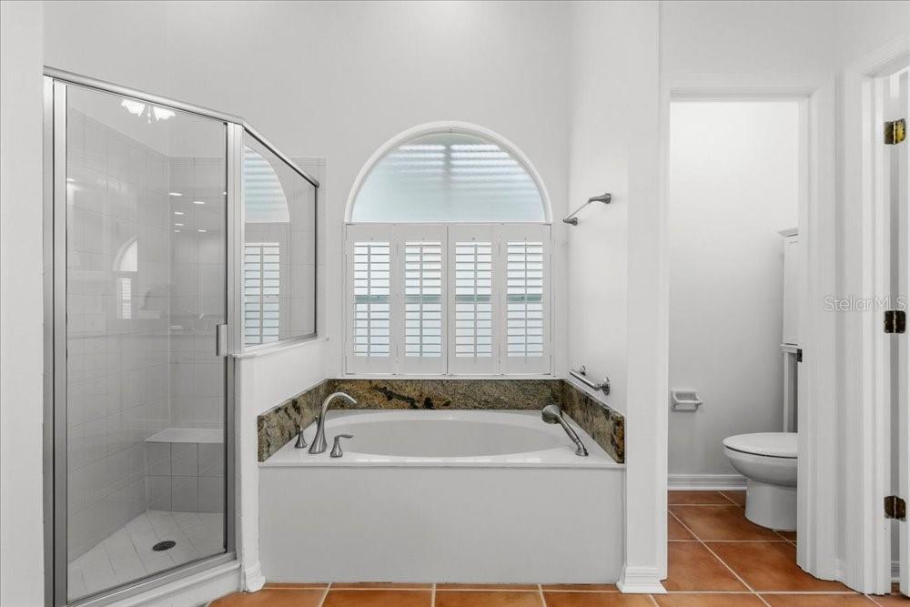 KINGSBRIDGE WEST - Residential