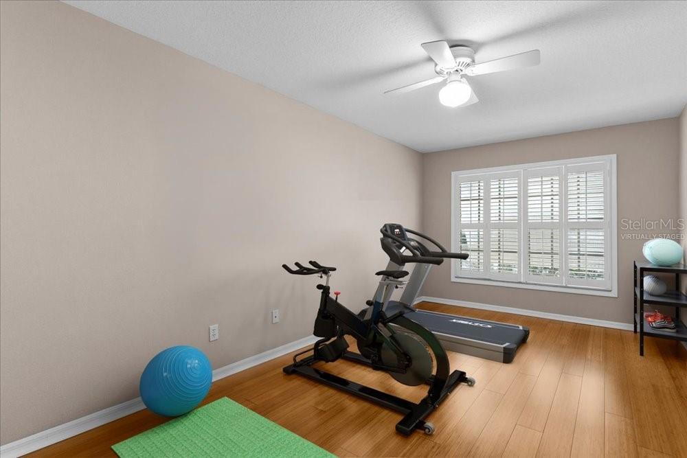 KINGSBRIDGE WEST - Residential