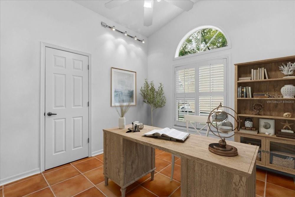 KINGSBRIDGE WEST - Residential