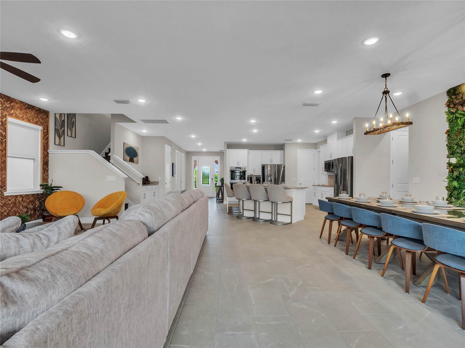 REUNION WEST PH 4 - Residential
