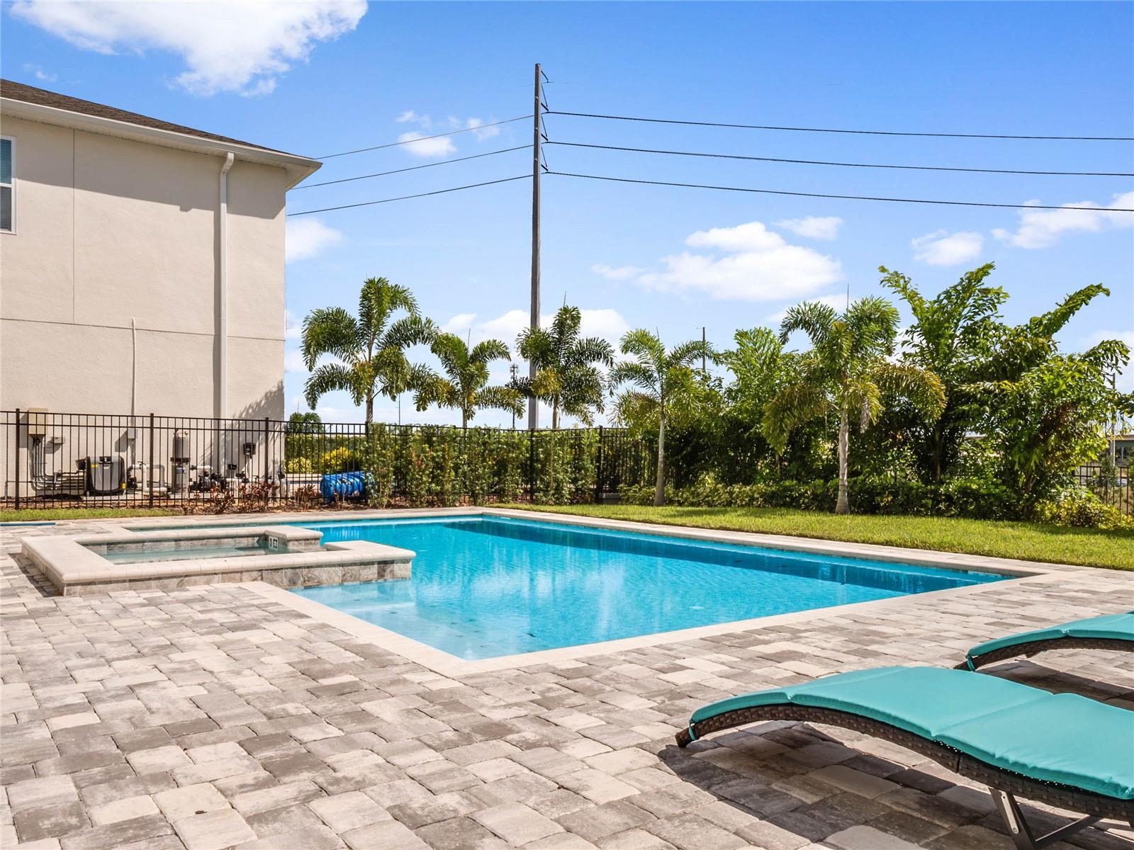 REUNION WEST PH 4 - Residential