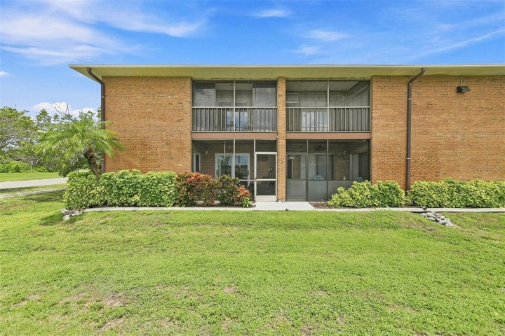 Photo 1 of 11 — 217 AIRPORT AVENUE W 119, VENICE, FL 34285