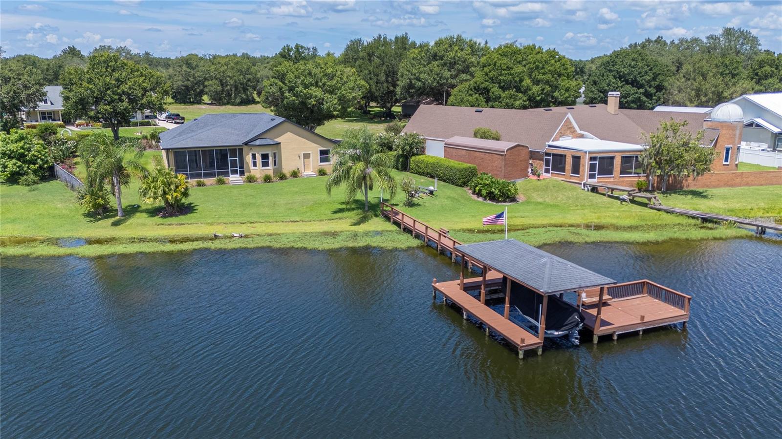 SANDY POINTE - Residential