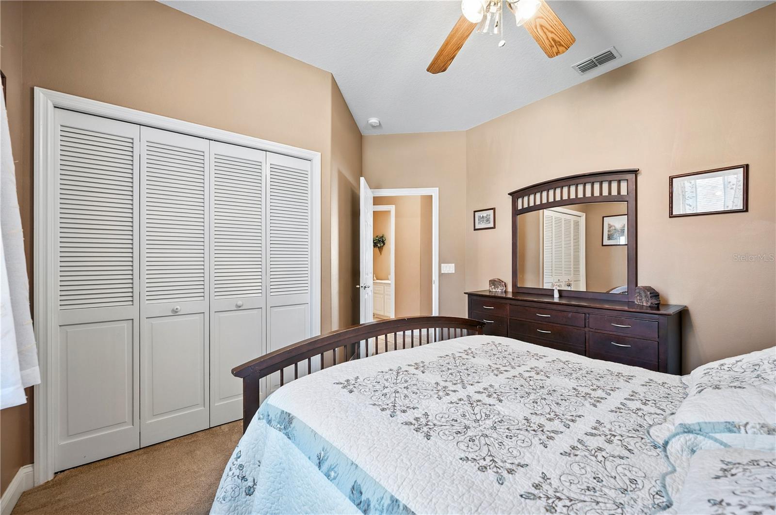 SANDY POINTE - Residential