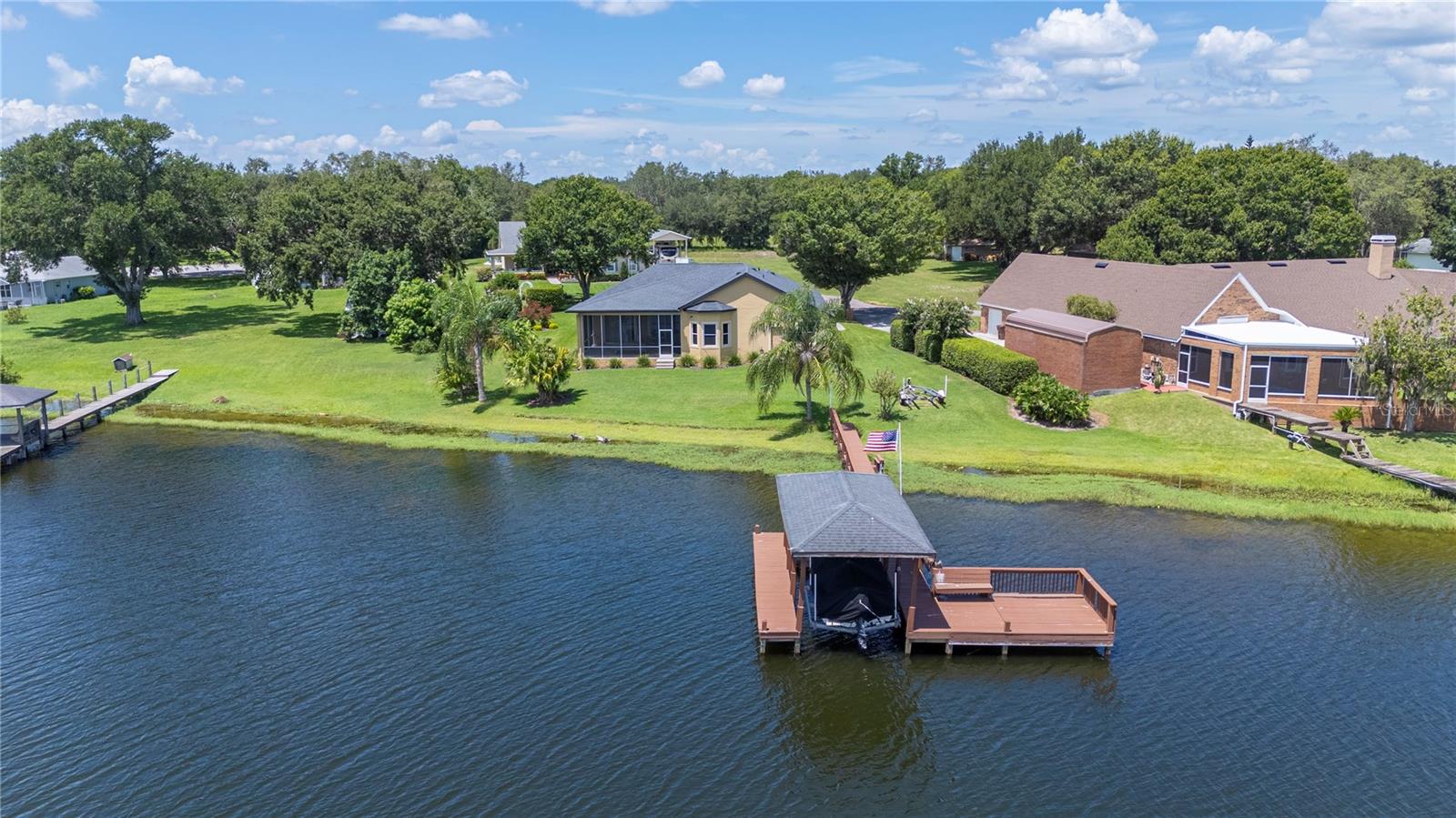 SANDY POINTE - Residential