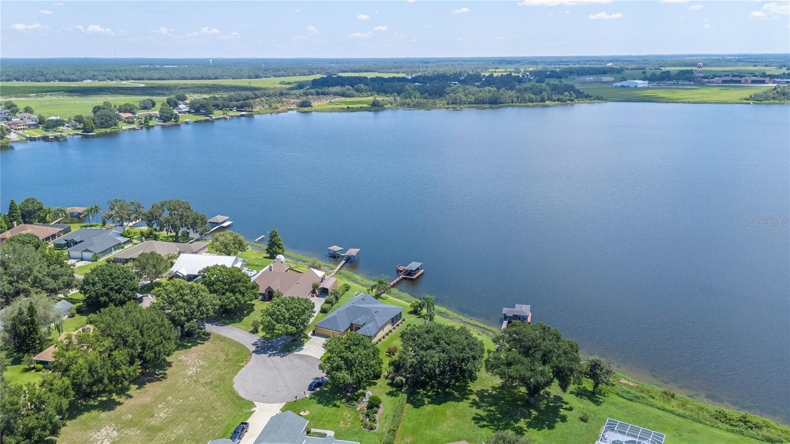 SANDY POINTE - Residential