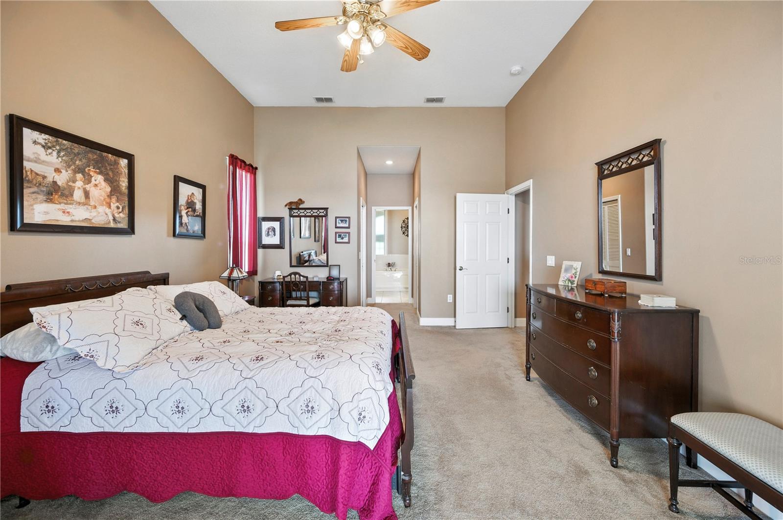 SANDY POINTE - Residential