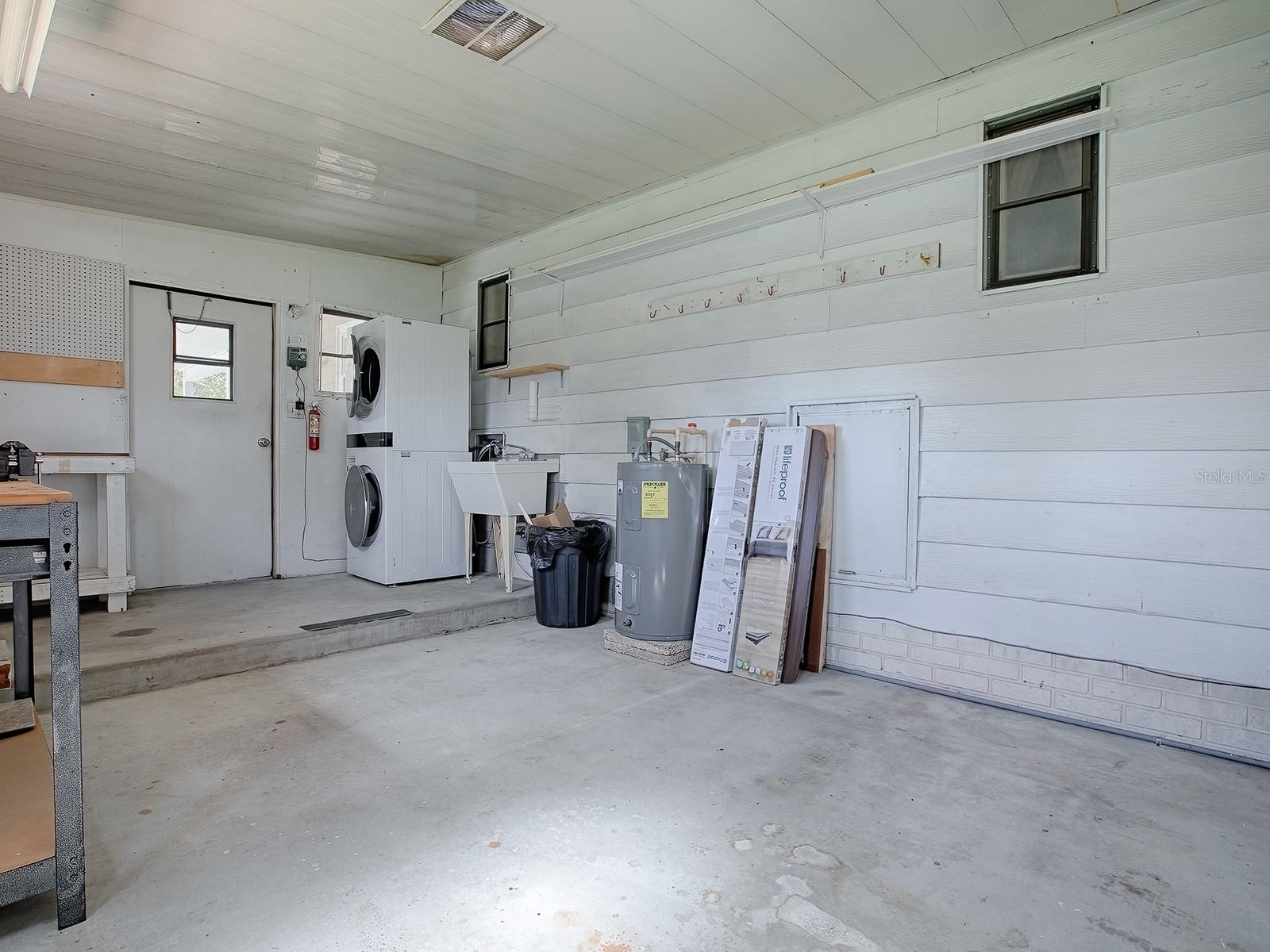 LADY LAKE ORANGE BLOSSOM GARDENS UNIT 06 - Residential
