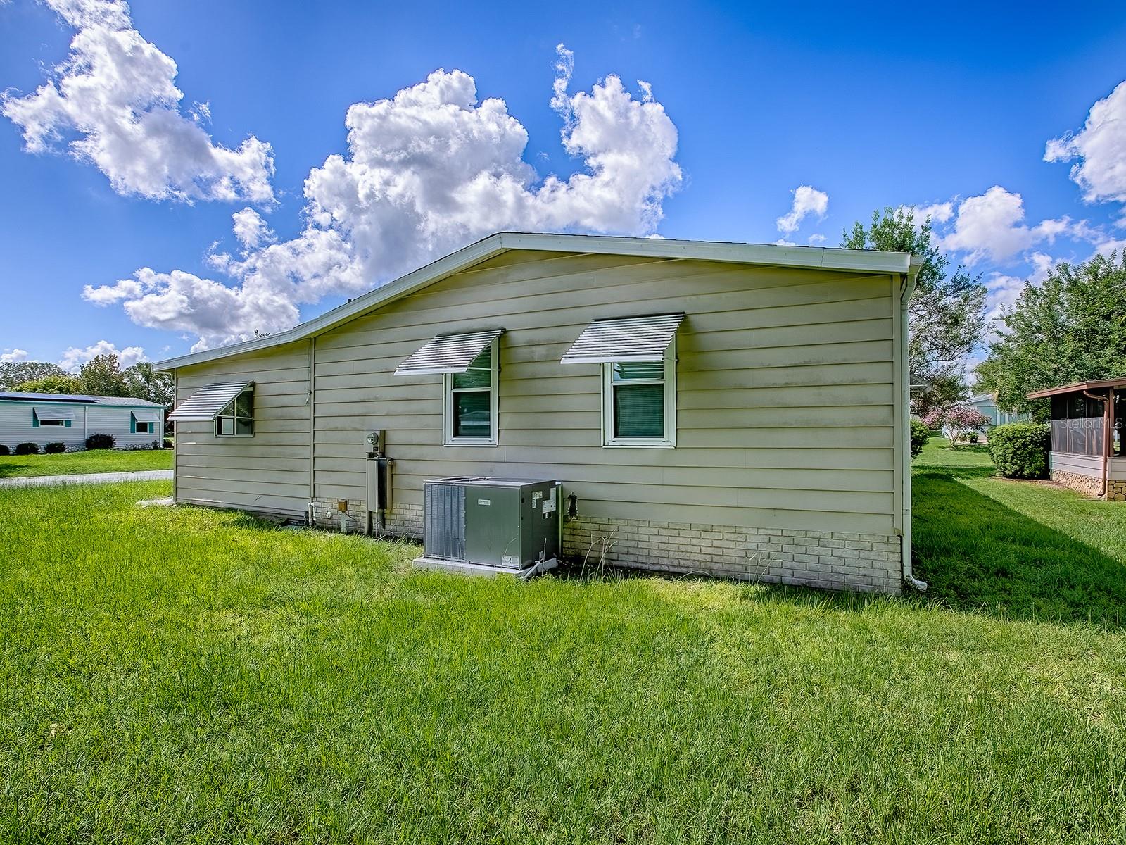 LADY LAKE ORANGE BLOSSOM GARDENS UNIT 06 - Residential