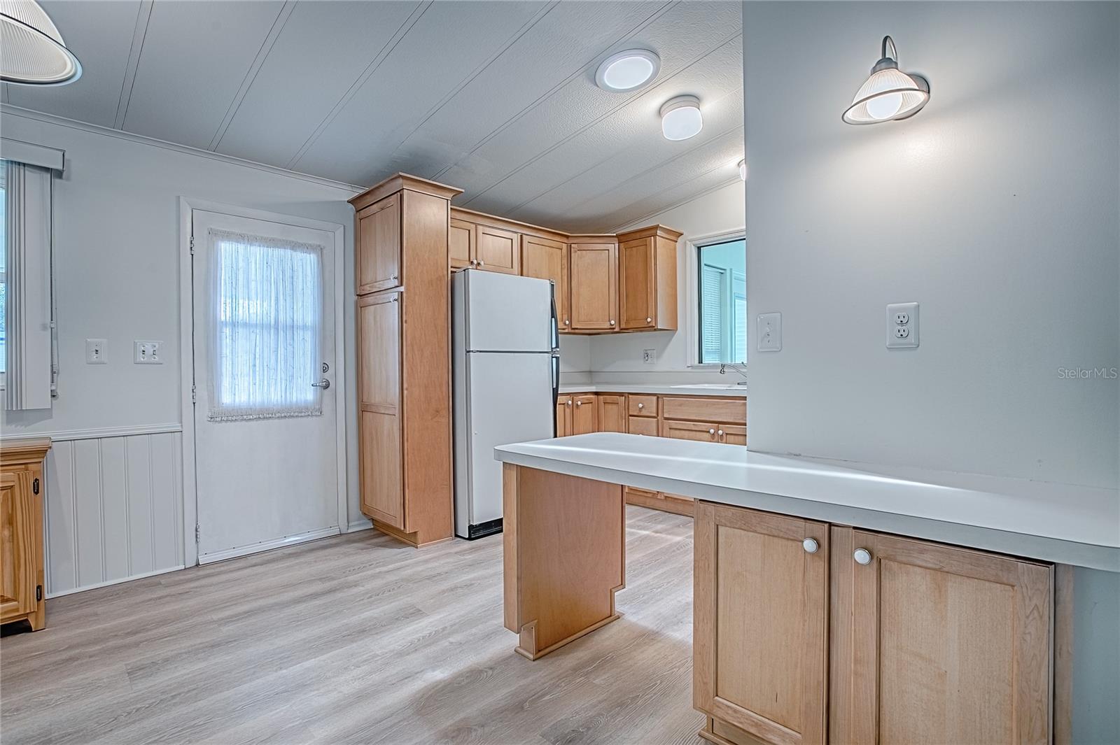 LADY LAKE ORANGE BLOSSOM GARDENS UNIT 06 - Residential