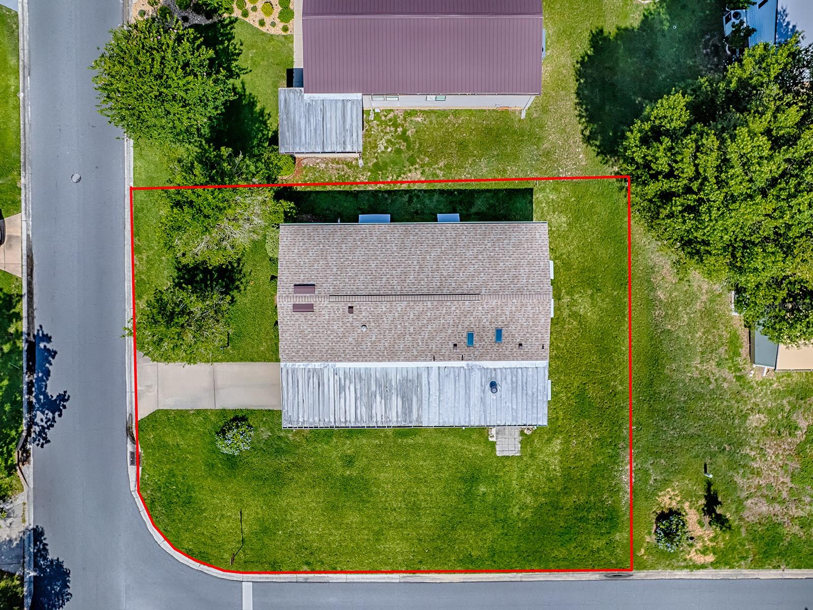 LADY LAKE ORANGE BLOSSOM GARDENS UNIT 06 - Residential