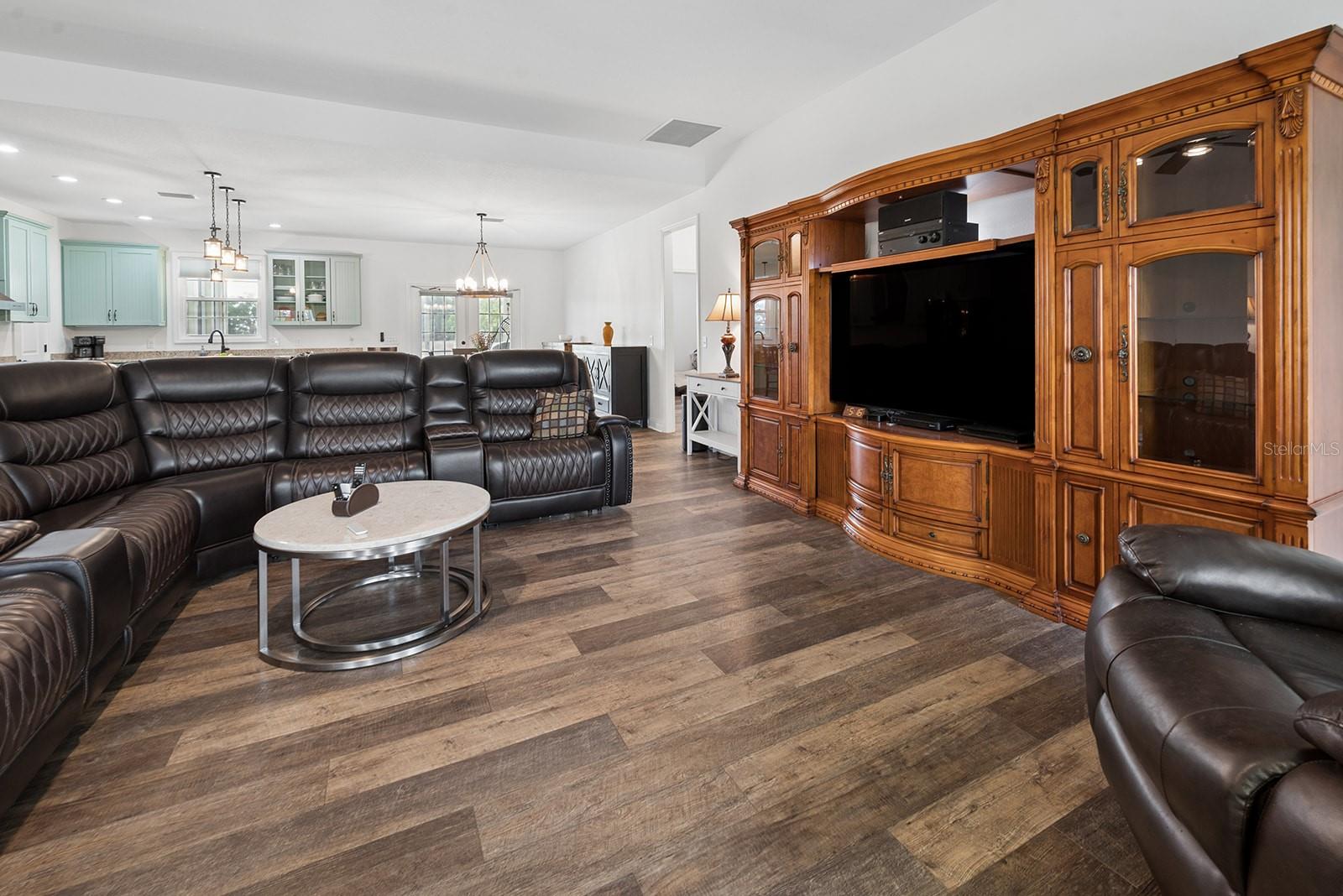 TRENTON - Residential