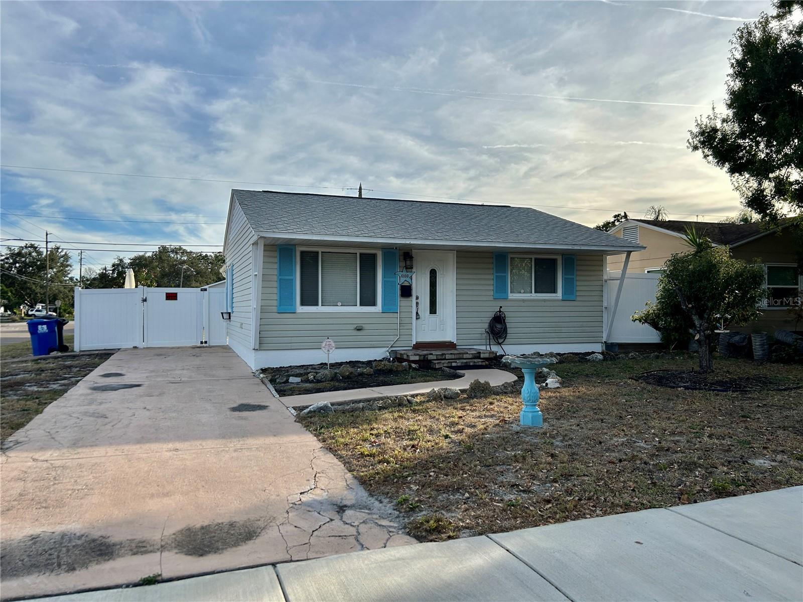 PASADENA ESTATES SEC B - Residential Lease