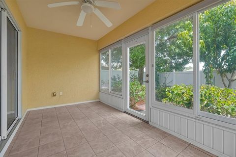 Single Family Residence in WINTER HAVEN FL 3355 LIVINGSTON WAY 23.jpg