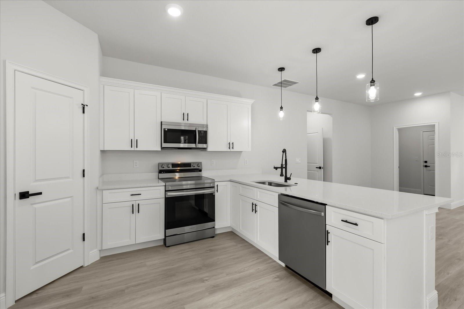 CITRUS SPGS UNIT 07 - Residential