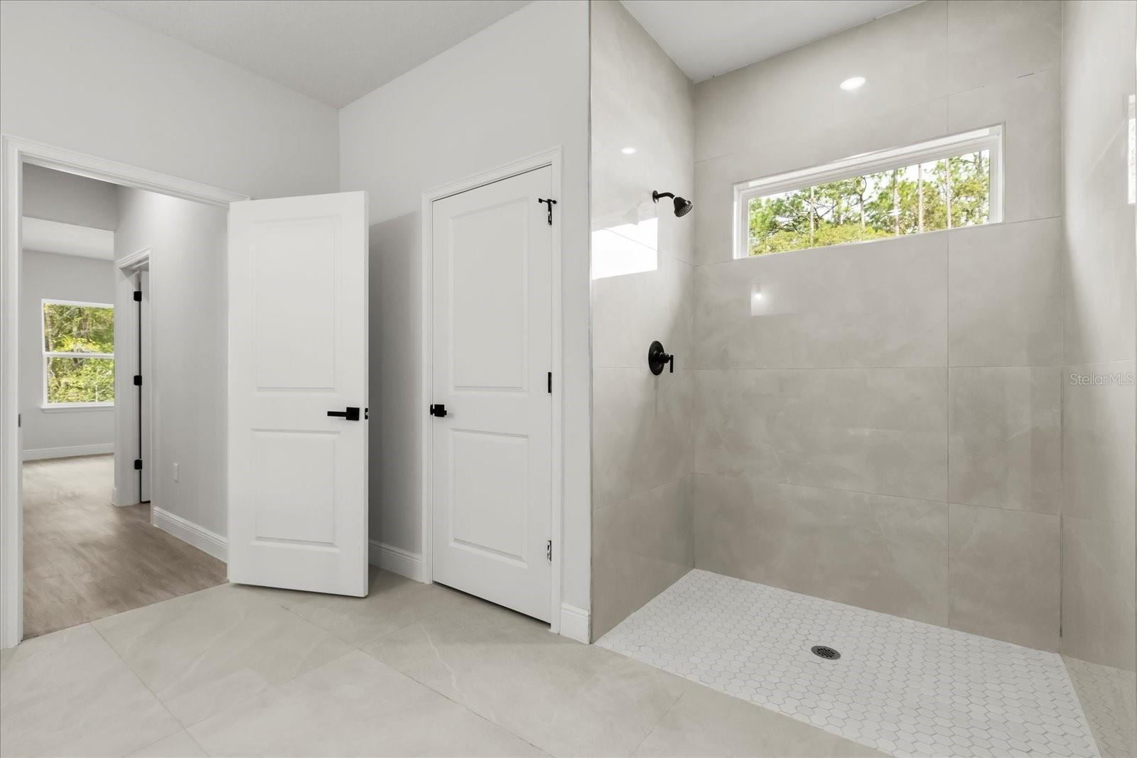 CITRUS SPGS UNIT 07 - Residential