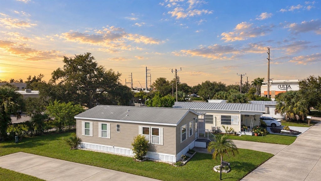Photo of 6904 Cortez Road W #10, Bradenton, FL 34210 (MLS # A4706681)