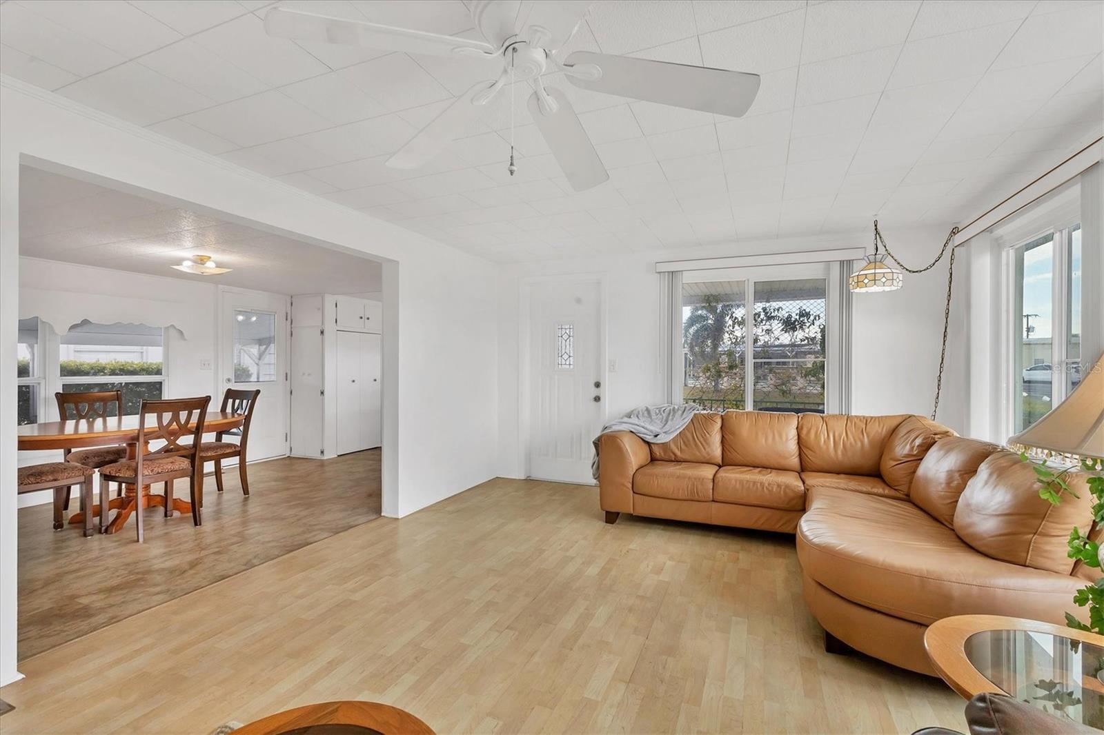 TIDEVUE/DE SOTO COMMUNITY UNIT ONE - Residential