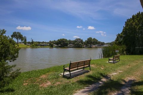 A home in ELLENTON