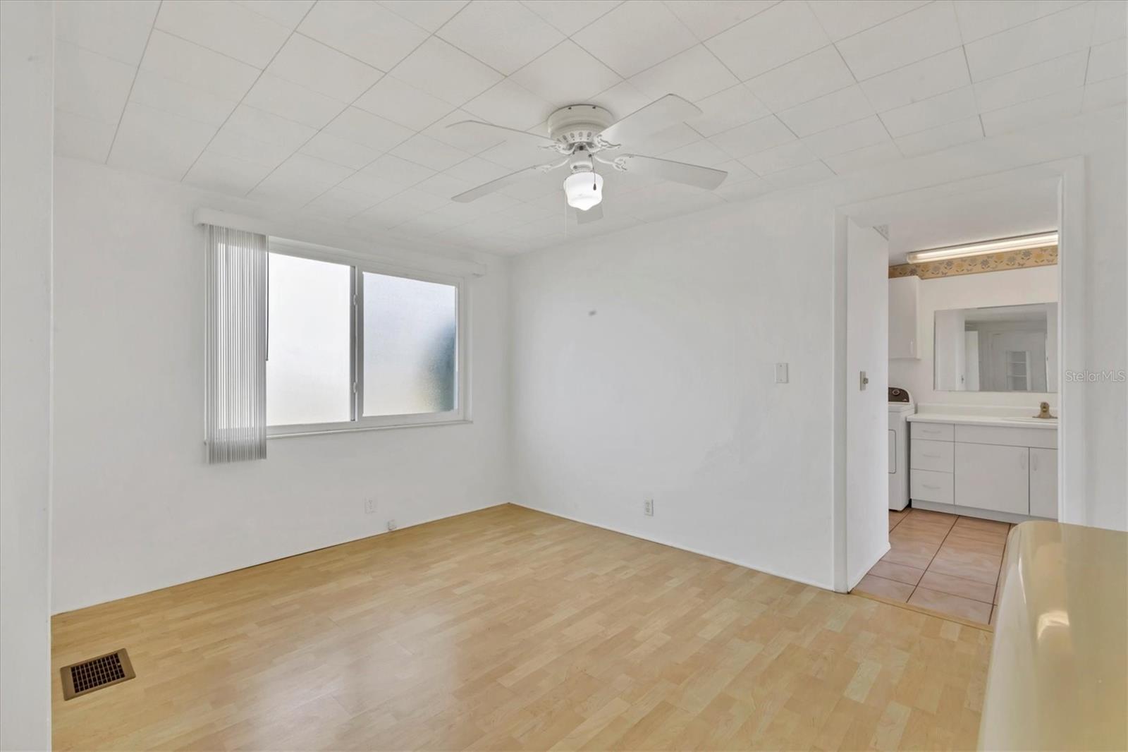 TIDEVUE/DE SOTO COMMUNITY UNIT ONE - Residential