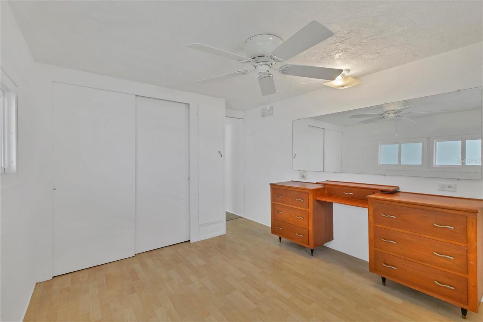 TIDEVUE/DE SOTO COMMUNITY UNIT ONE - Residential