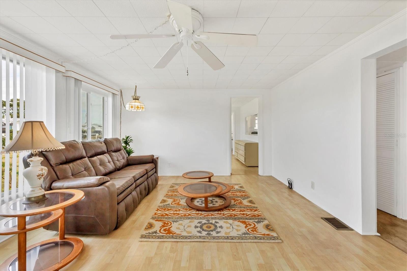 TIDEVUE/DE SOTO COMMUNITY UNIT ONE - Residential