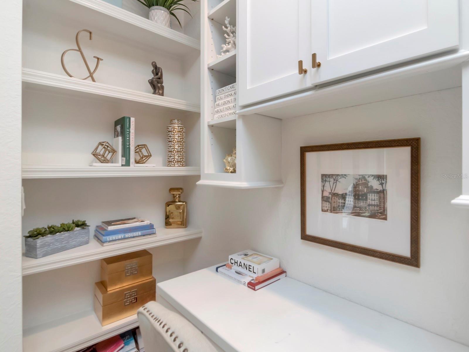 ISLAND PLACE A CONDO - Residential