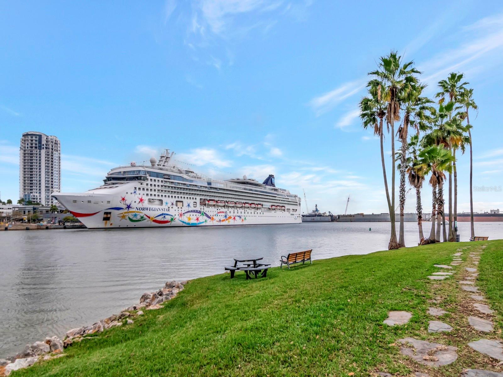 ISLAND PLACE A CONDO - Residential