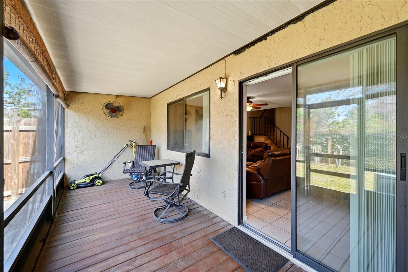 FLORIDA CENTER WINDHOVER RESIDENCE AREA 05 - Residential