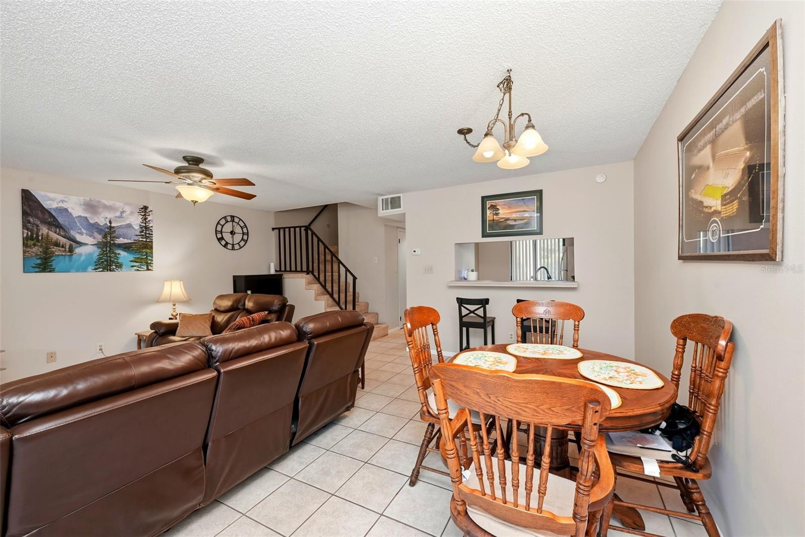 FLORIDA CENTER WINDHOVER RESIDENCE AREA 05 - Residential