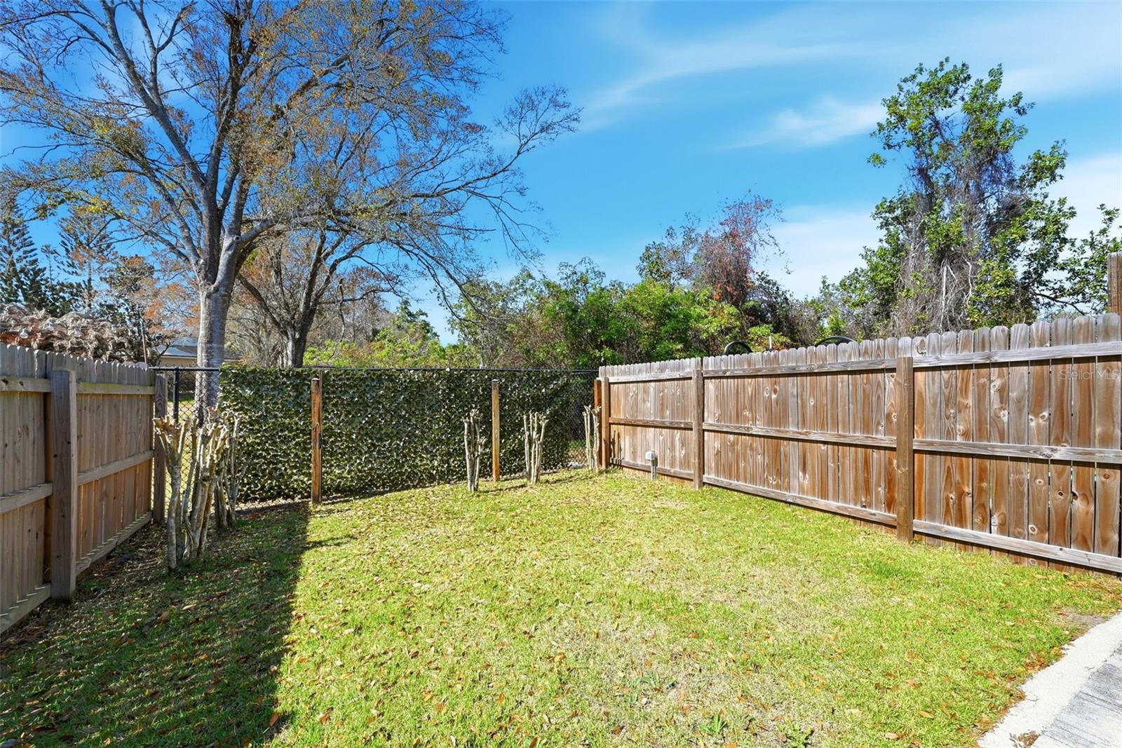FLORIDA CENTER WINDHOVER RESIDENCE AREA 05 - Residential