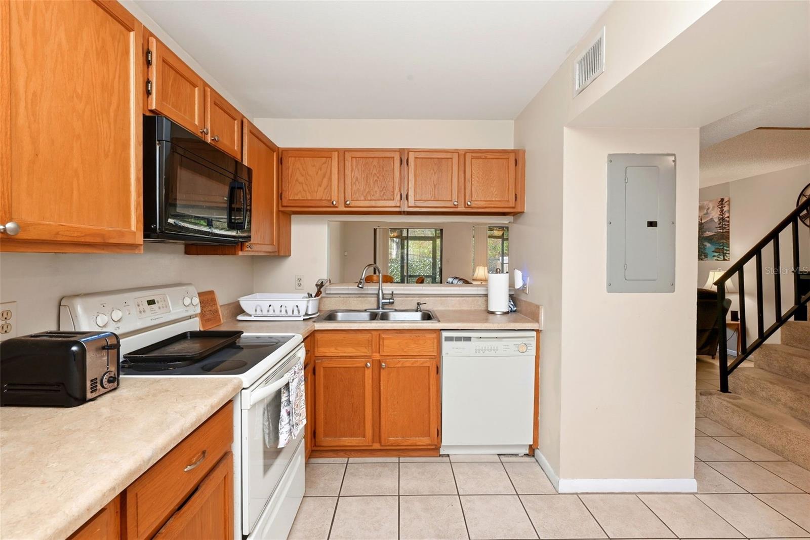 FLORIDA CENTER WINDHOVER RESIDENCE AREA 05 - Residential