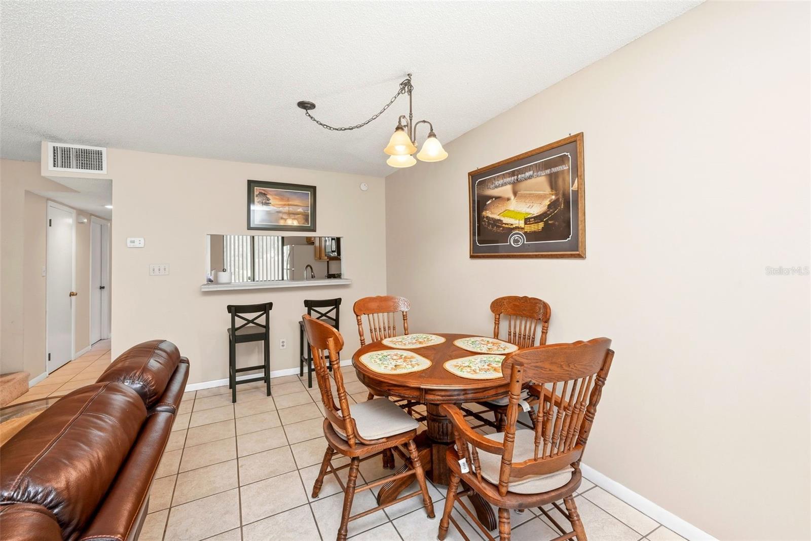 FLORIDA CENTER WINDHOVER RESIDENCE AREA 05 - Residential