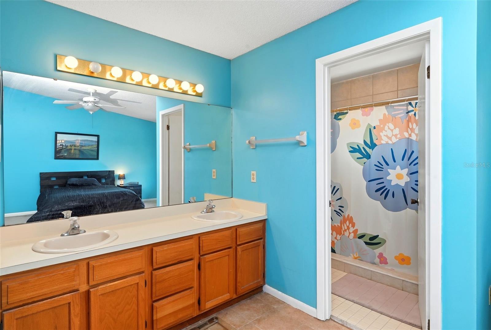 FLORIDA CENTER WINDHOVER RESIDENCE AREA 05 - Residential