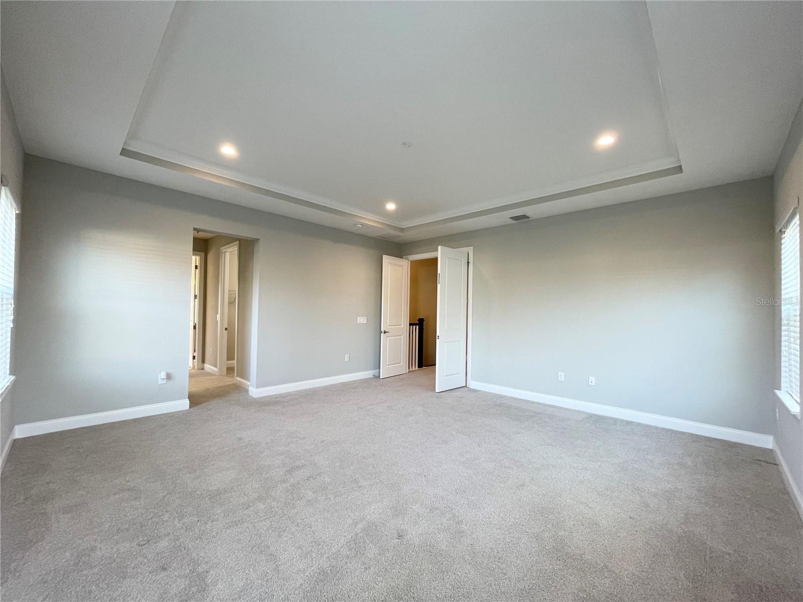 ROYAL CYPRESS PRESERVE - Residential Lease