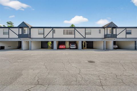 Photo of 1127 King Arthur Court #308, Dunedin, FL 34698 (MLS # TB8434038)