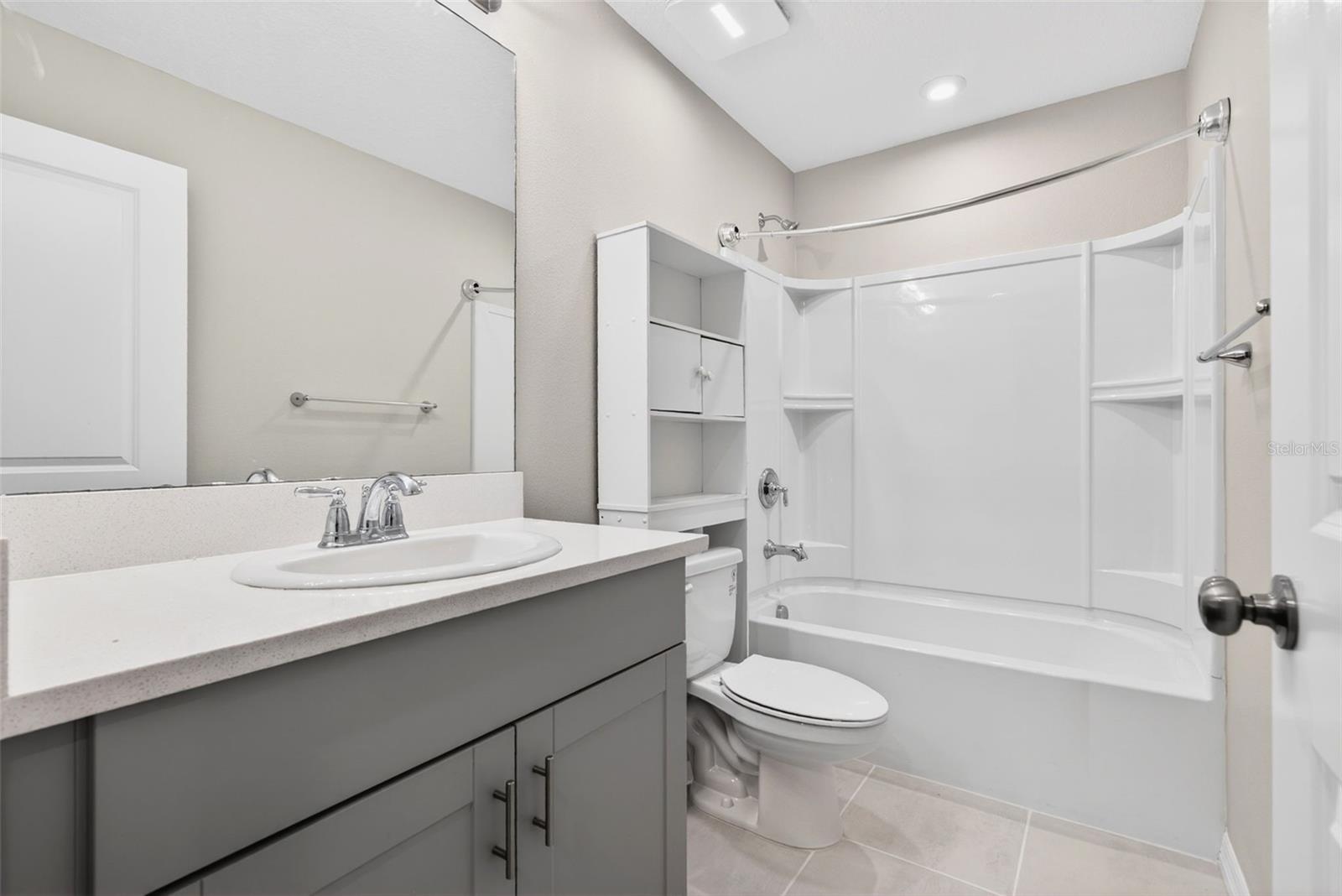 EDGESTONE AT ARTISAN LAKES - Residential