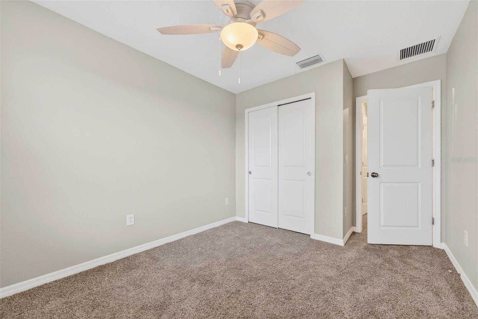 EDGESTONE AT ARTISAN LAKES - Residential