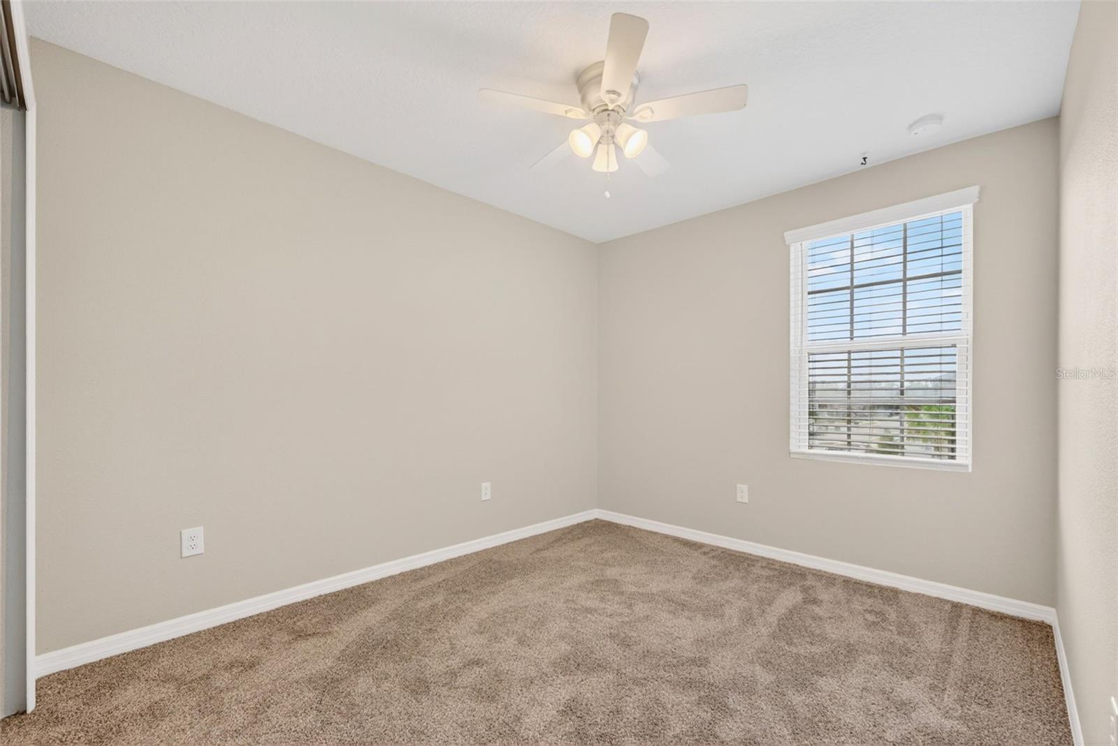 EDGESTONE AT ARTISAN LAKES - Residential