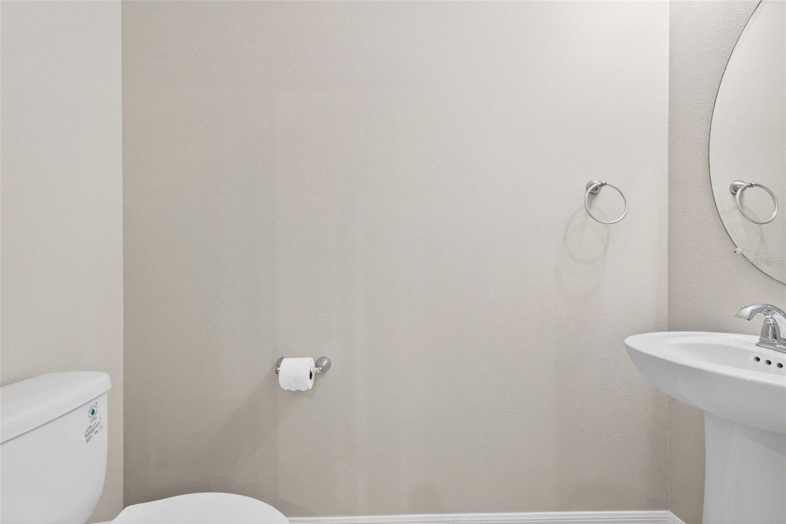 EDGESTONE AT ARTISAN LAKES - Residential