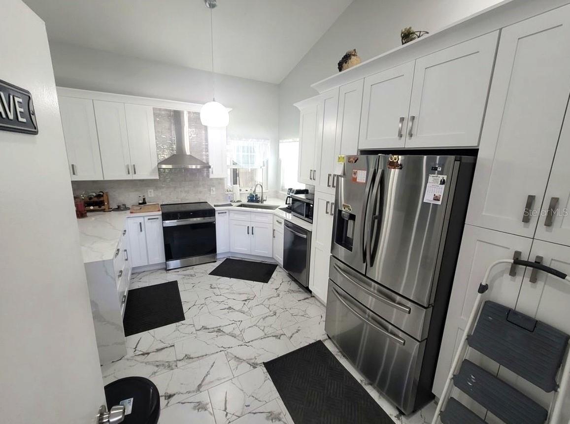 MILL RUN UNIT 5 - Residential