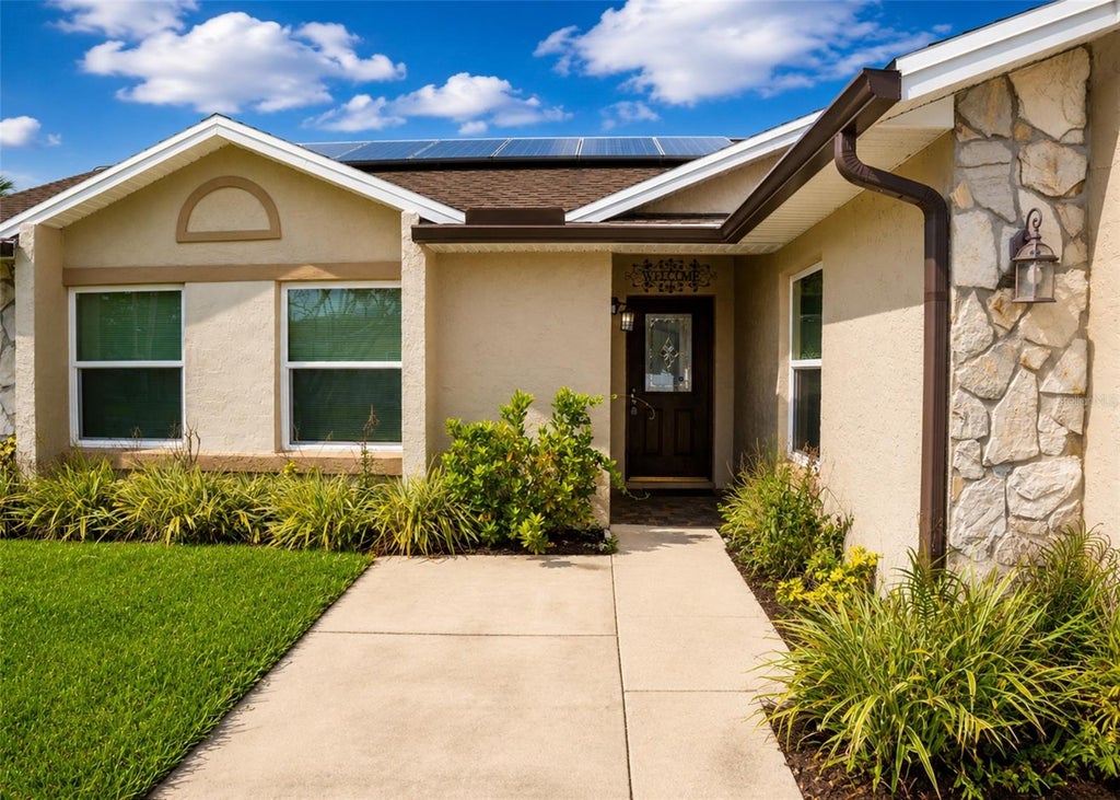 Photo of 2609 Mill Run Boulevard, Kissimmee, FL 34744 (MLS # S5150924)