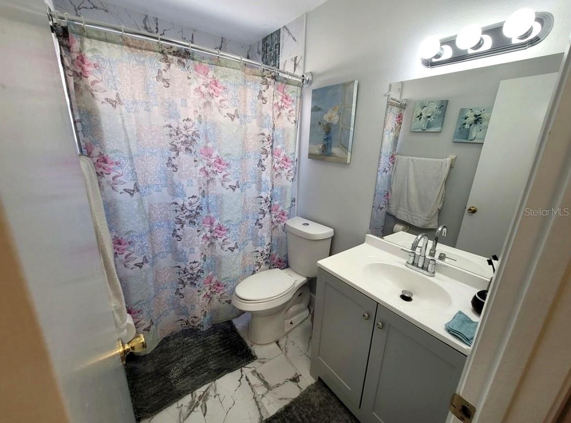 MILL RUN UNIT 5 - Residential