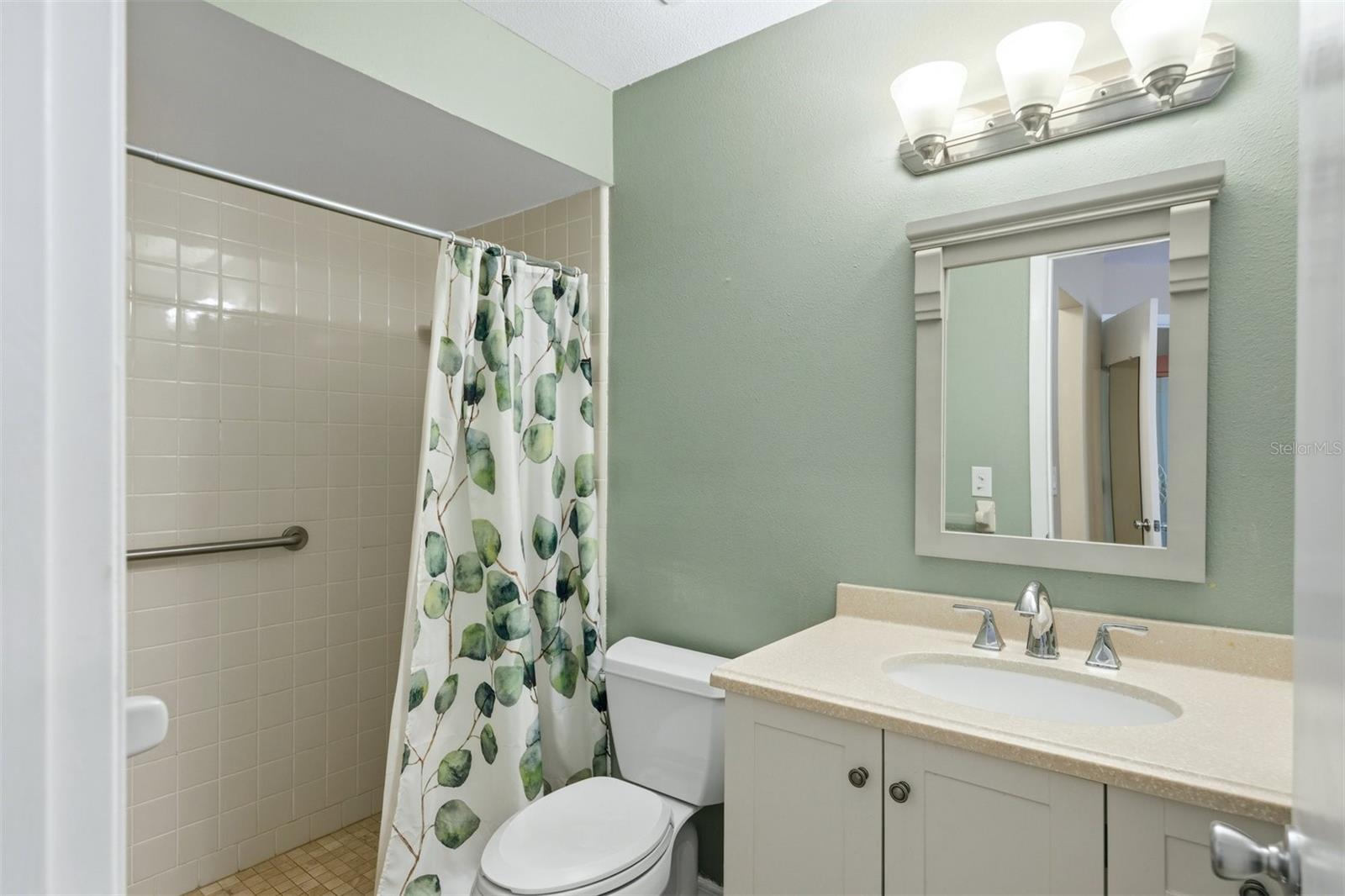 VILLAGE OF LAKESIDE SOUTH II - Residential