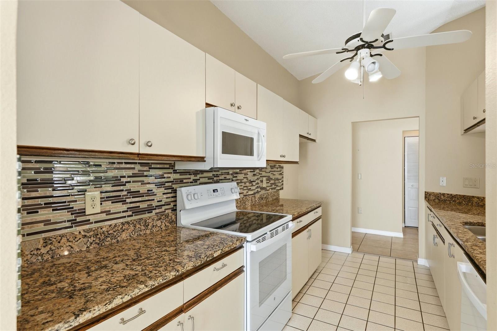 VILLAGE OF LAKESIDE SOUTH II - Residential