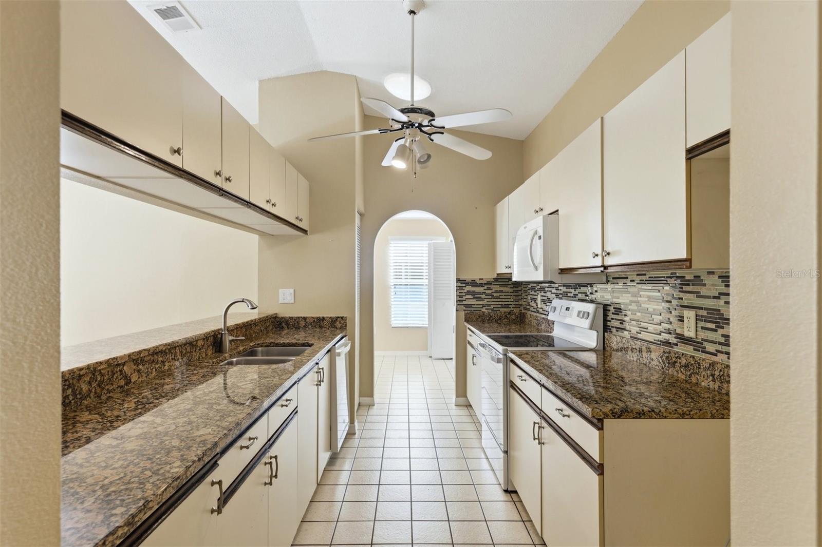 VILLAGE OF LAKESIDE SOUTH II - Residential